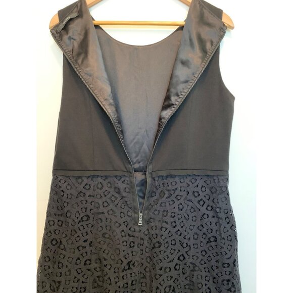 Tahari Women's Sleeveless Fit & Flare Black Dress Eyelet Lace Skirt Sz‎ Large - Picture 12 of 12